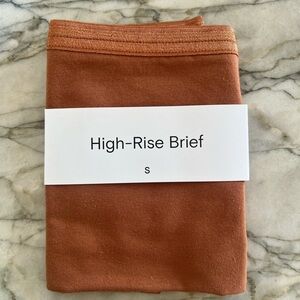 Subset Organic Cotton High-Rise Brief in Spice